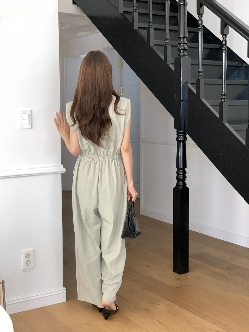 FRILL-T東大門㊣實拍女士新品25春夏熱賣休閑職業時尚背帶褲FRILL-T背帶褲