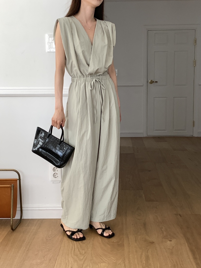 FRILL-T東大門㊣實拍女士新品25春夏熱賣休閑職業時尚背帶褲FRILL-T背帶褲