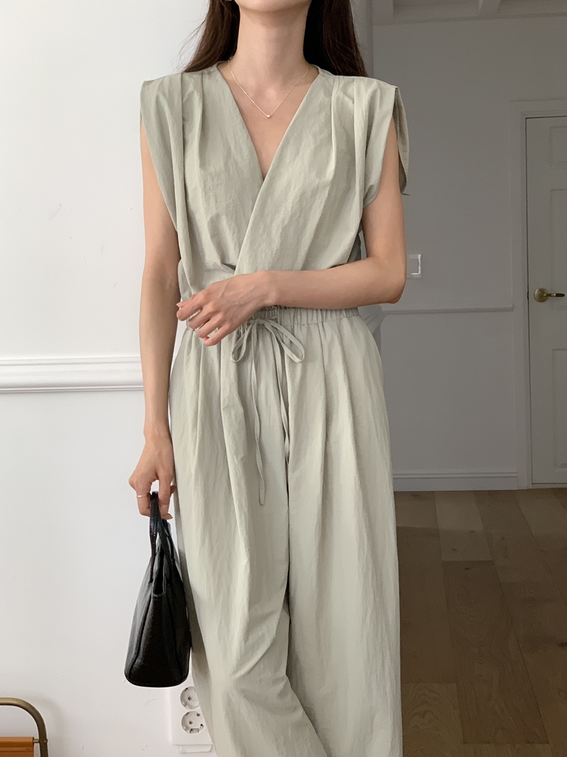 FRILL-T東大門㊣實拍女士新品25春夏熱賣休閑職業時尚背帶褲FRILL-T背帶褲