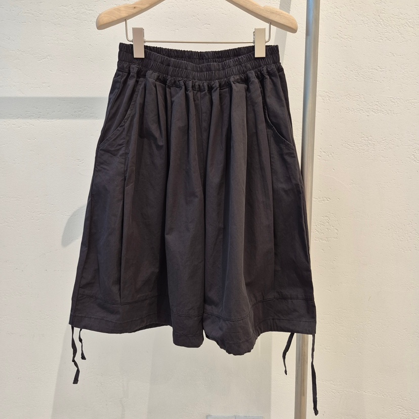 1 2ILLY-S韓國直郵㊣女裝新款25春夏時尚熱賣職業真品短褲1 2ILLY/THE SIL短褲圖色2