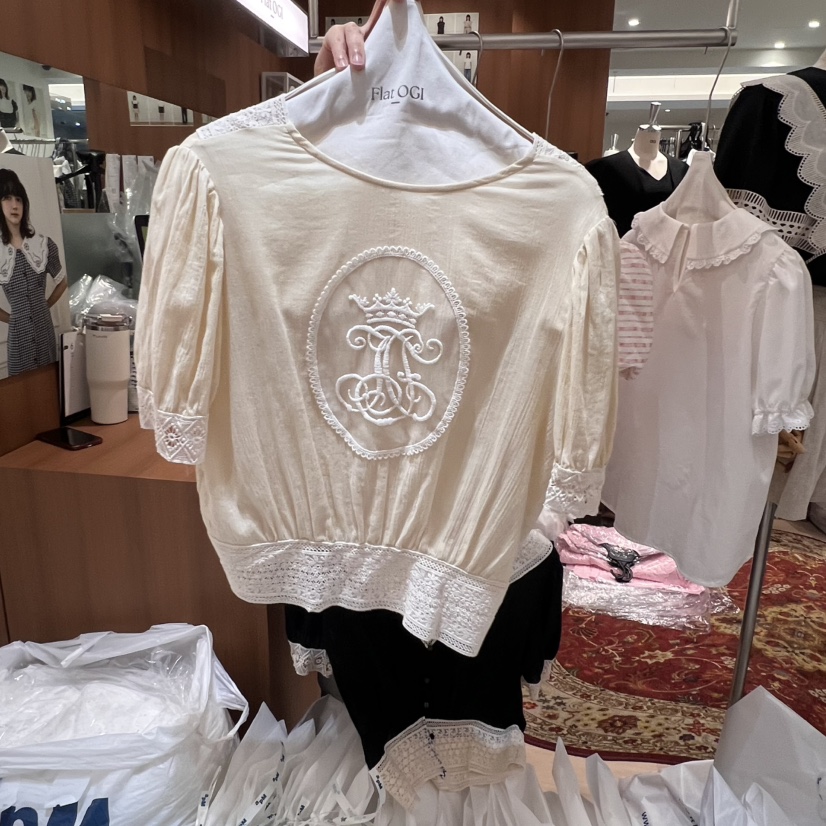 OGI韓國代購㊣女士新款休閑熱賣真品25春夏時尚推薦襯衫蕾絲衫FLat OGI襯衫/蕾絲衫圖色2
