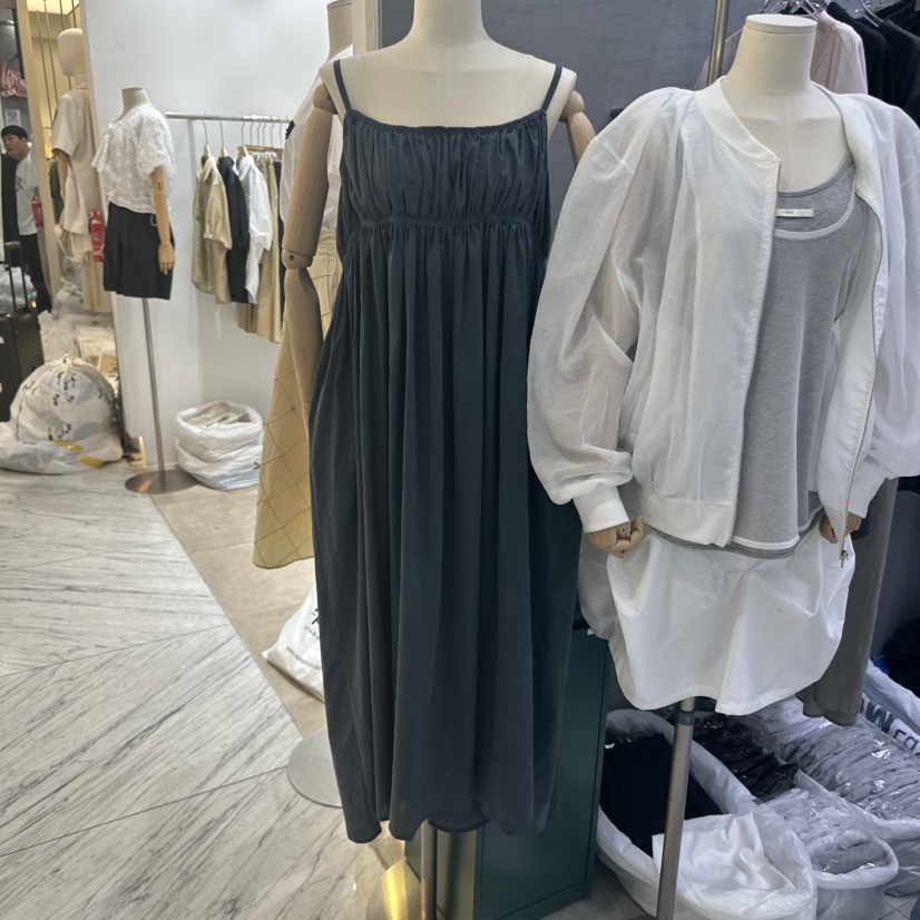UOOV東大門㊣直郵女裝新品真品職業人氣25春夏休閑熱賣連衣裙UOOV連衣裙