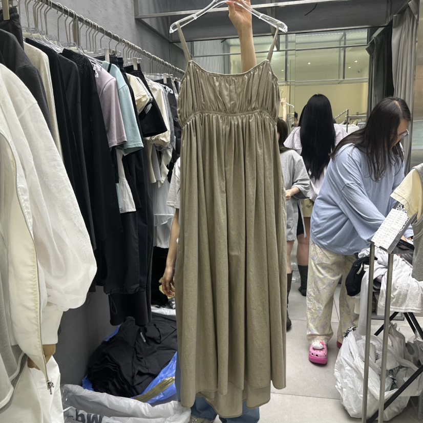 UOOV東大門㊣直郵女裝新品真品職業人氣25春夏休閑熱賣連衣裙UOOV連衣裙