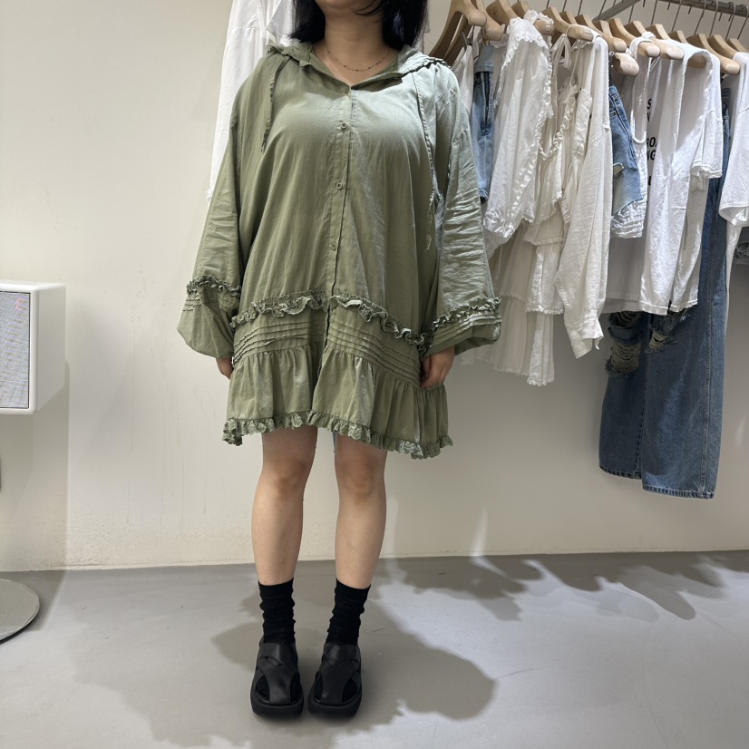 VAULT東大門㊣實拍女裝新品真品職業熱賣推薦襯衫蕾絲衫兜帽VAULT襯衫/蕾絲衫圖色2