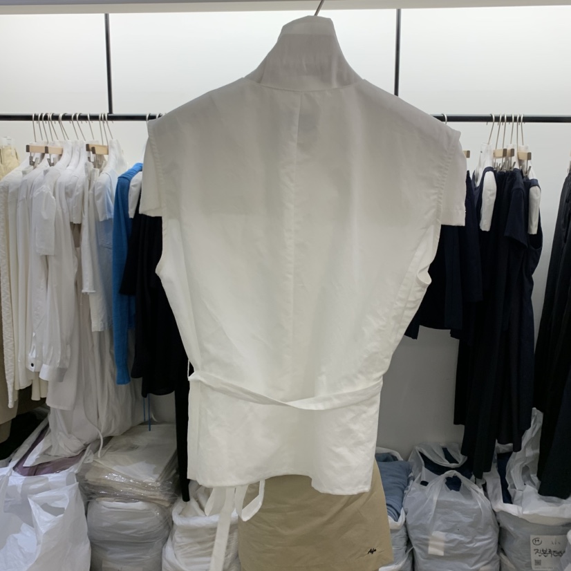 A Flan東大門㊣代購女裝新品時尚熱賣25春夏馬甲含腰繩腰帶AFN/A Flan馬甲