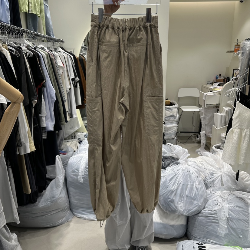 AT THE END東大門㊣代購女士新品25春夏時尚推薦休閑褲口袋AT THE END休閑褲