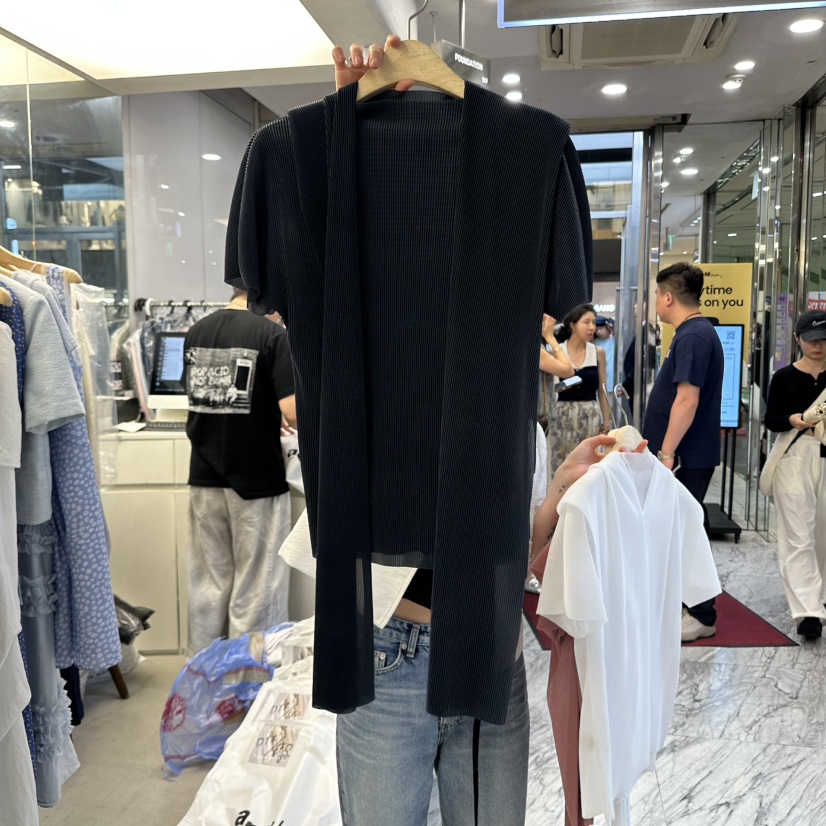 FOUNDATION韓國直郵㊣女裝新款熱賣真品25春夏人氣休閑T恤披肩FOUNDATIONT恤圖色2