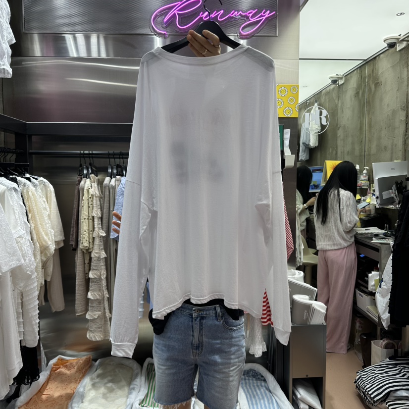 RUNWAY-런웨이東大門㊣直郵女士新品職業25春夏時尚長袖T恤RUNWAY長袖T恤