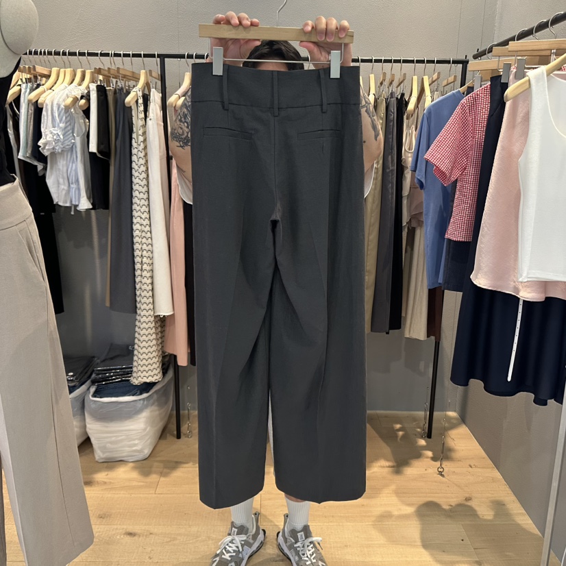 FLAMME TOIT東大門㊣代購女裝新品人氣時尚推薦熱賣休閑褲FLAMME TOIT休閑褲