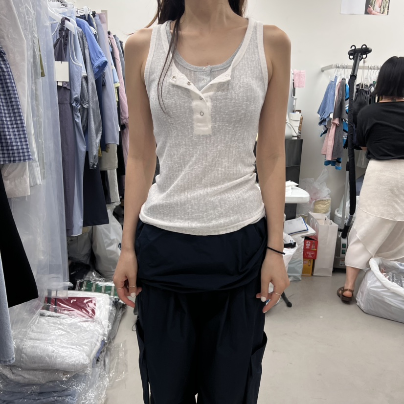 SOLD OUT韓國直郵㊣女士新款休閑真品推薦熱賣職業吊帶背心SOLD OUT吊帶/背心圖色5