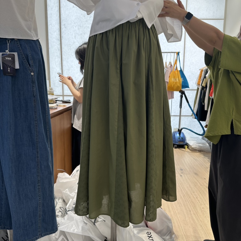REVE-L東大門㊣實拍女裝新款真品職業熱賣推薦25春夏人氣長裙REVE-L長裙圖色2