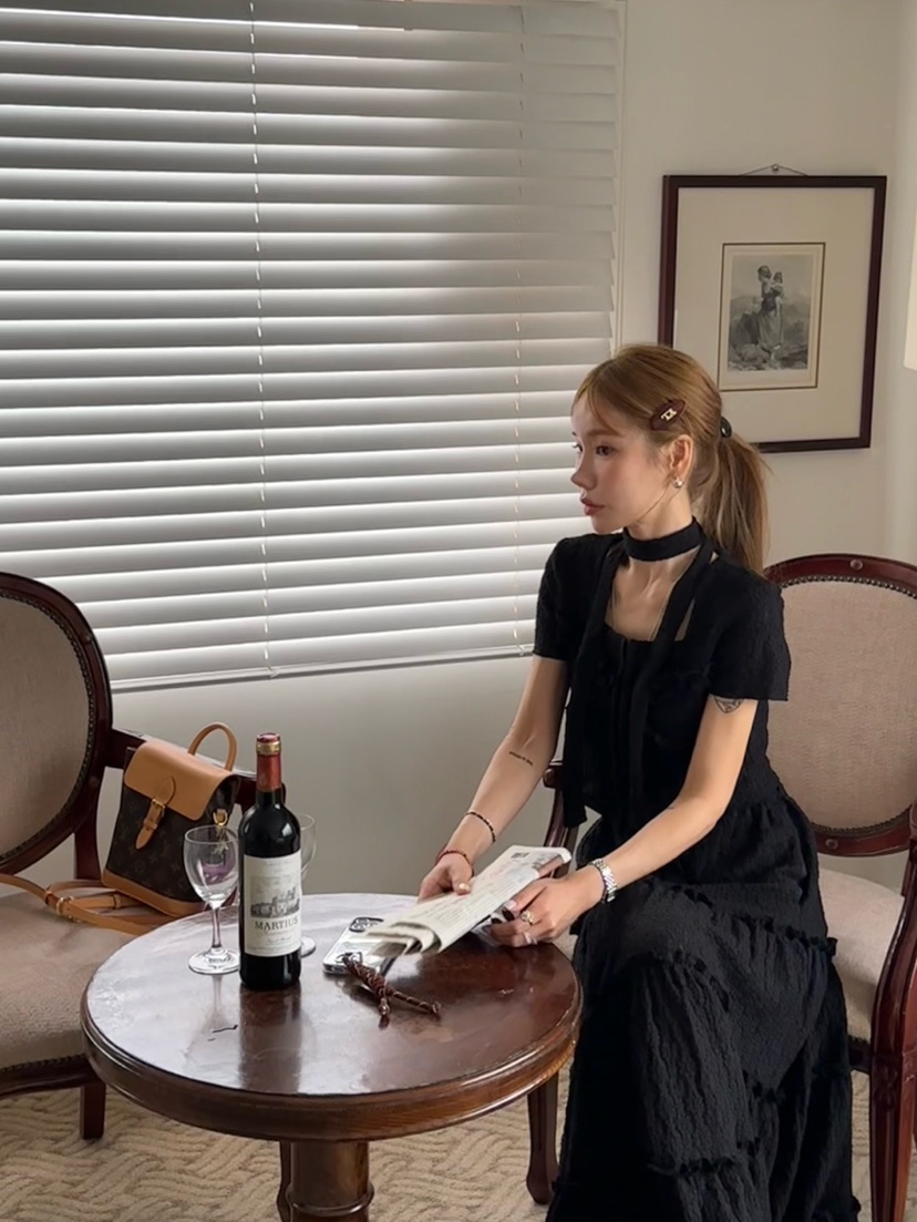 ZEROZERO韓國代購㊣女裝新款人氣時尚真品襯衫蕾絲衫含脖帶ZEROZERO襯衫/蕾絲衫