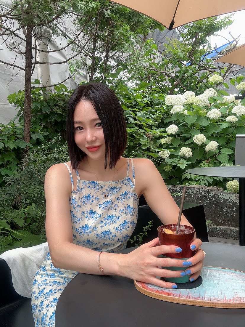RIAH韓國直郵㊣女士新款人氣真品時尚職業25春夏休閑連衣裙RIAH連衣裙