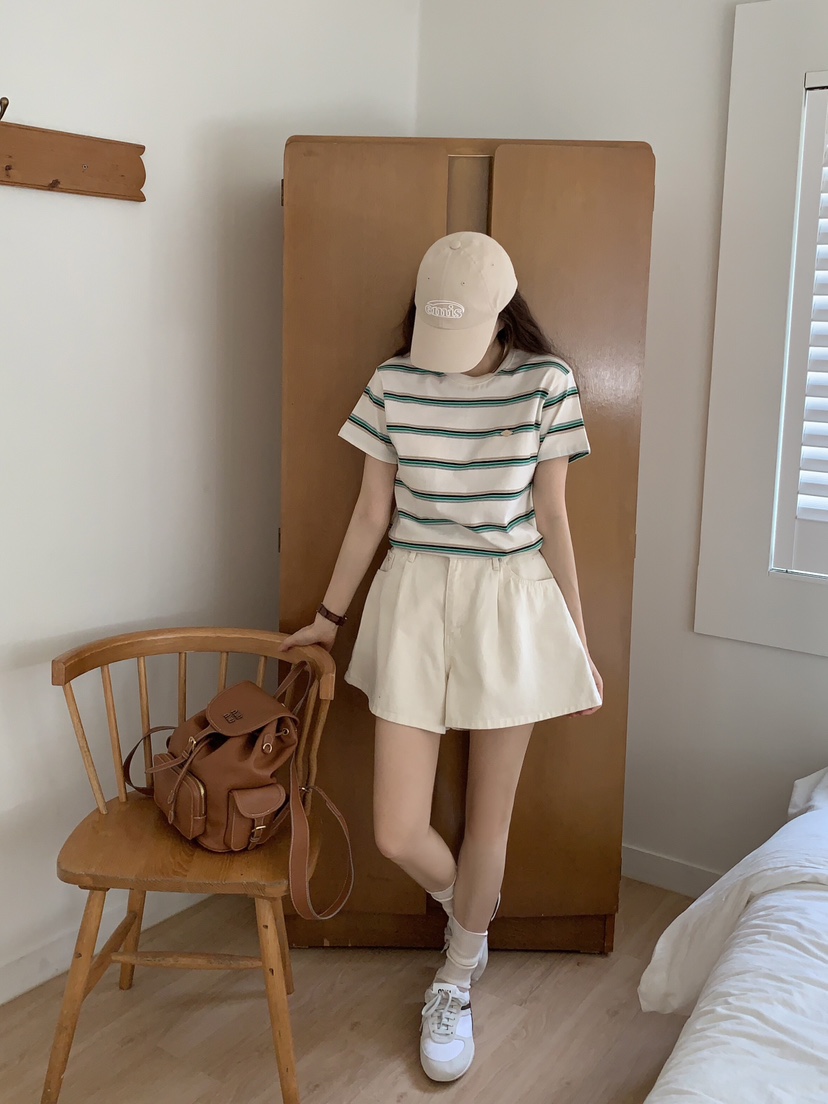 FORMSTUDIO東大門㊣代購女士新品時尚真品休閑職業推薦T恤短款FORMSTUDIOT恤