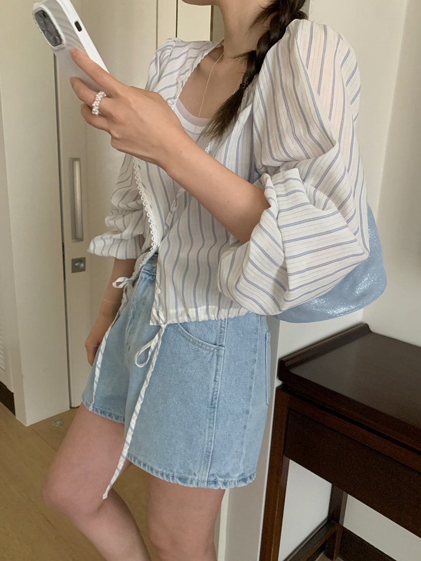 MELLOUNGE-멜라운지-T東大門㊣代購女裝新款人氣襯衫蕾絲衫MELLOUNGE-T襯衫/蕾絲衫