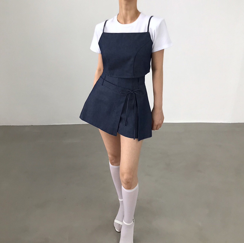 2TWO MOON東大門㊣實拍女裝新品時尚人氣25春夏推薦吊帶背心2TWO MOON吊帶/背心