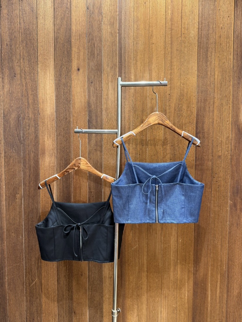 2TWO MOON東大門㊣實拍女裝新品時尚人氣25春夏推薦吊帶背心2TWO MOON吊帶/背心
