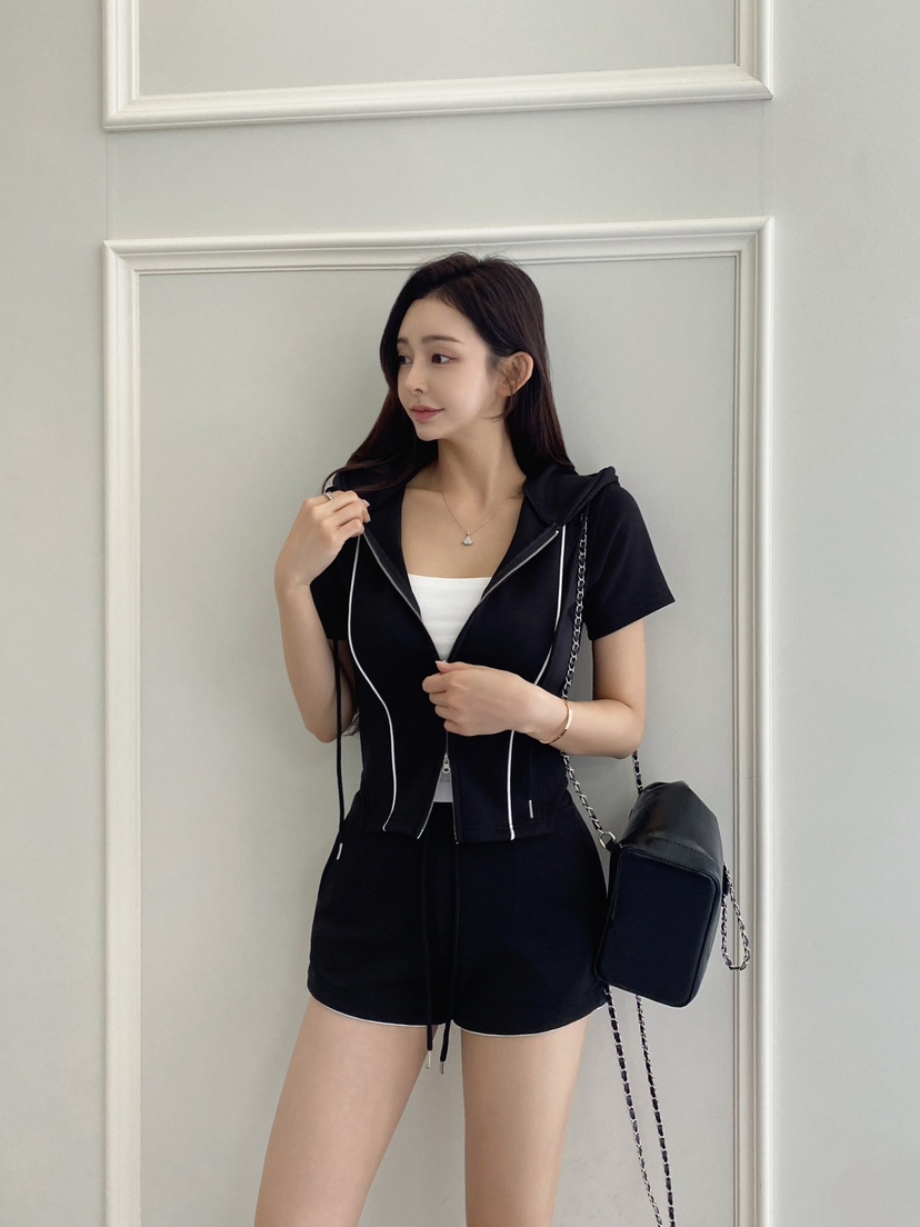 CLOTH韓國直郵㊣女裝新款職業推薦熱賣休閑真品套裝套裝連帽CLOTH套裝