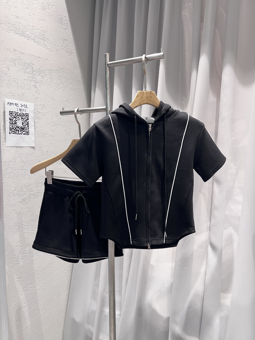 CLOTH韓國直郵㊣女裝新款職業推薦熱賣休閑真品套裝套裝連帽CLOTH套裝圖色2
