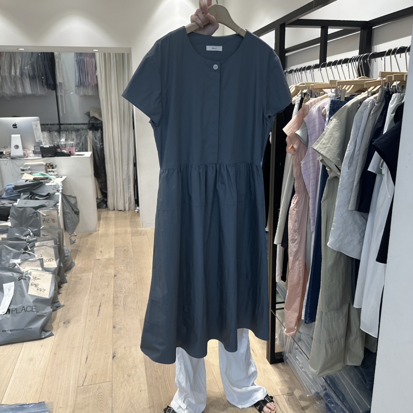 BRUNI/RICOTTA東大門㊣直郵女裝新款熱賣推薦人氣真品連衣裙BRUNI/RICOTTA連衣裙圖色2