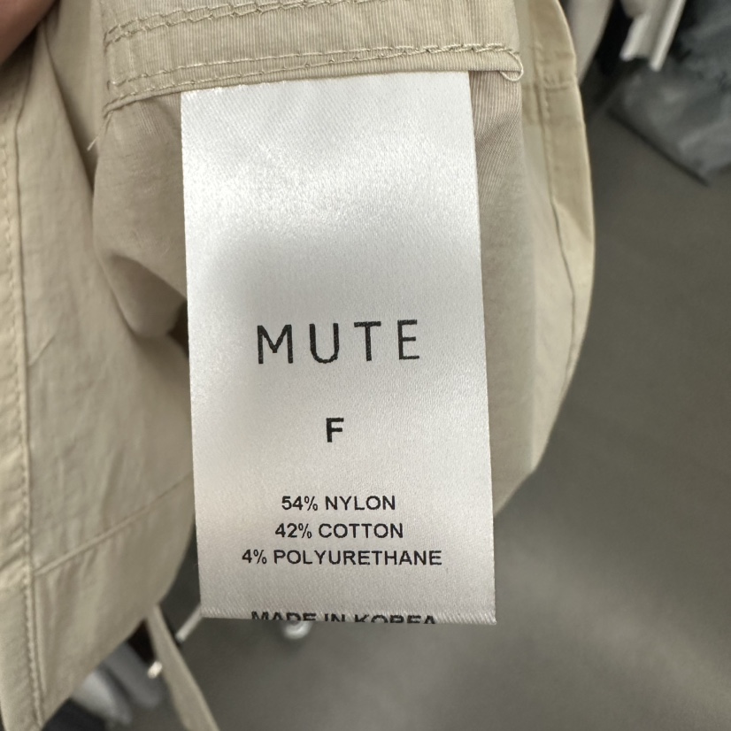 MUTE-P東大門㊣代購女裝新品真品時尚職業推薦人氣襯衫蕾絲衫MUTE襯衫/蕾絲衫