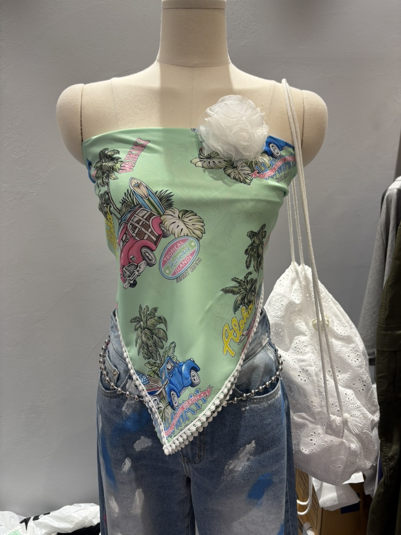 PLATFORM-L東大門㊣直郵女裝新品時尚真品熱賣職業吊帶背心PLATFORM吊帶/背心圖色2