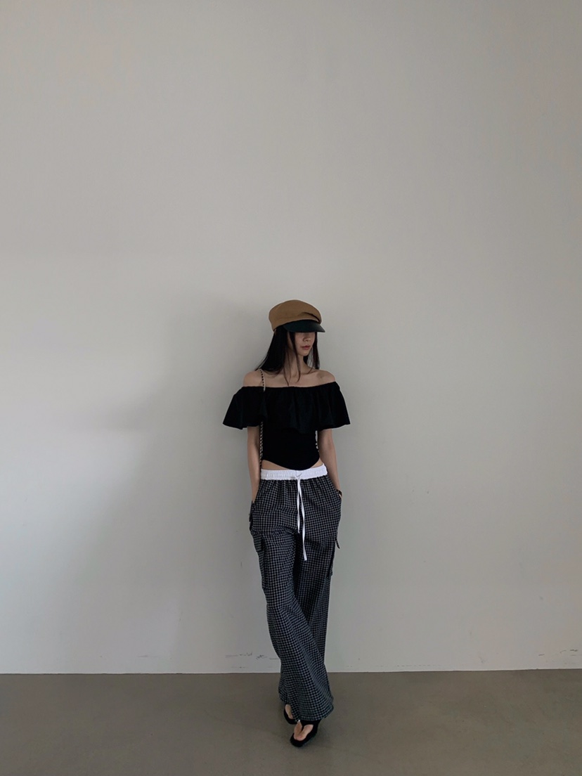 VERANDA東大門㊣直郵女裝新品推薦人氣襯衫蕾絲衫荷葉邊露肩VERANDA襯衫/蕾絲衫