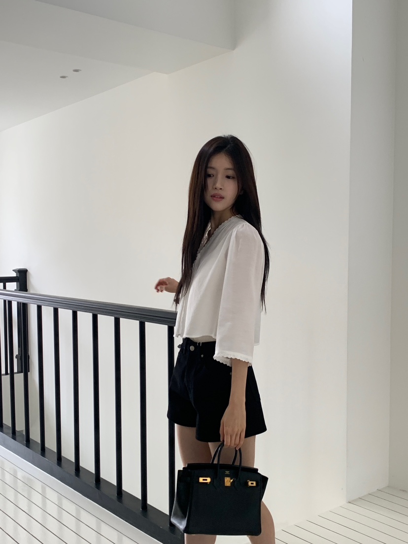 LOGARDEN東大門㊣代購女士新款職業推薦時尚人氣襯衫蕾絲衫LO GARDEN襯衫/蕾絲衫