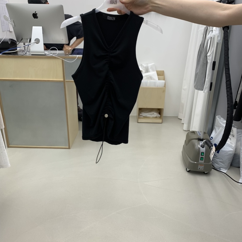 STAINLESS韓國代購㊣女裝新款25春夏真品職業推薦人氣吊帶背心STAINLESS吊帶/背心圖色3