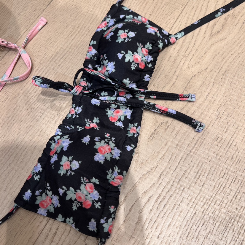 LOVE PULL韓國代購㊣女士新品熱賣休閑25春夏真品泳裝花朵LOVE PULL泳裝