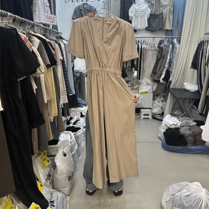 BILLION-L韓國代購㊣女士新款人氣推薦熱賣時尚25春夏連體褲BILLION-L連體褲圖色1
