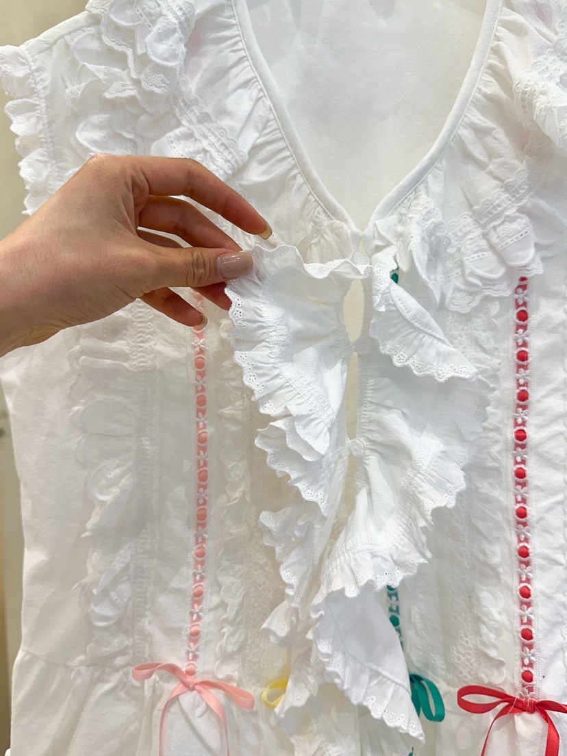 81 MARKET-L東大門㊣直郵女裝新款推薦人氣真品襯衫蕾絲衫81 MARKET-L襯衫/蕾絲衫