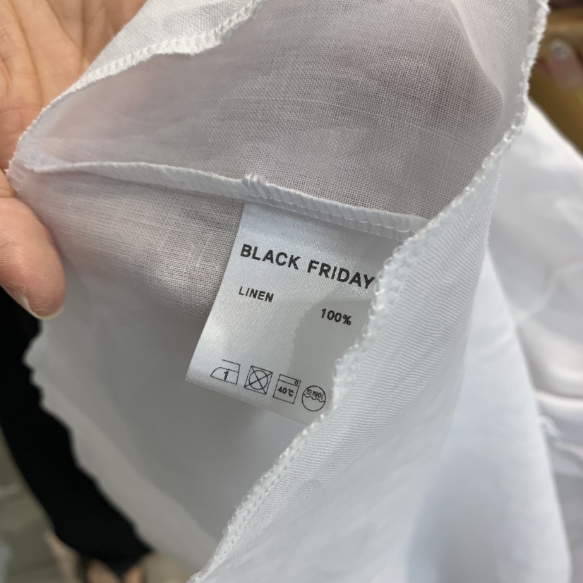 BLACKFRIDAY東大門㊣實拍女裝新品職業熱賣推薦T恤兜帽亞麻BLACK FRIDAYT恤
