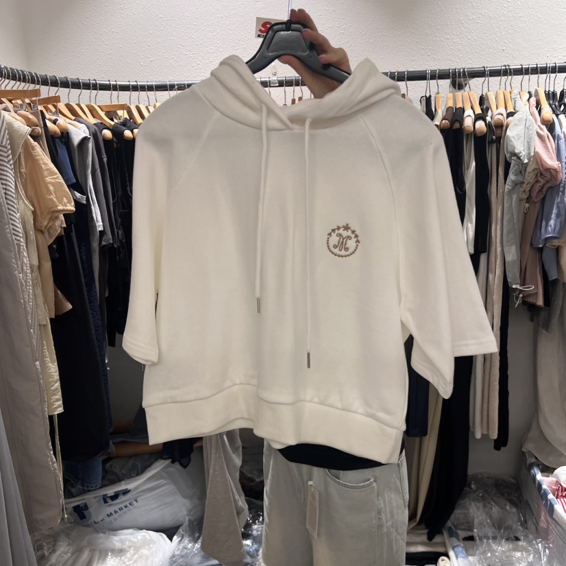 ALMOND PEPE東大門㊣直郵女裝新品休閑真品25春夏T恤Sale連帽衫ALMOND PEPET恤