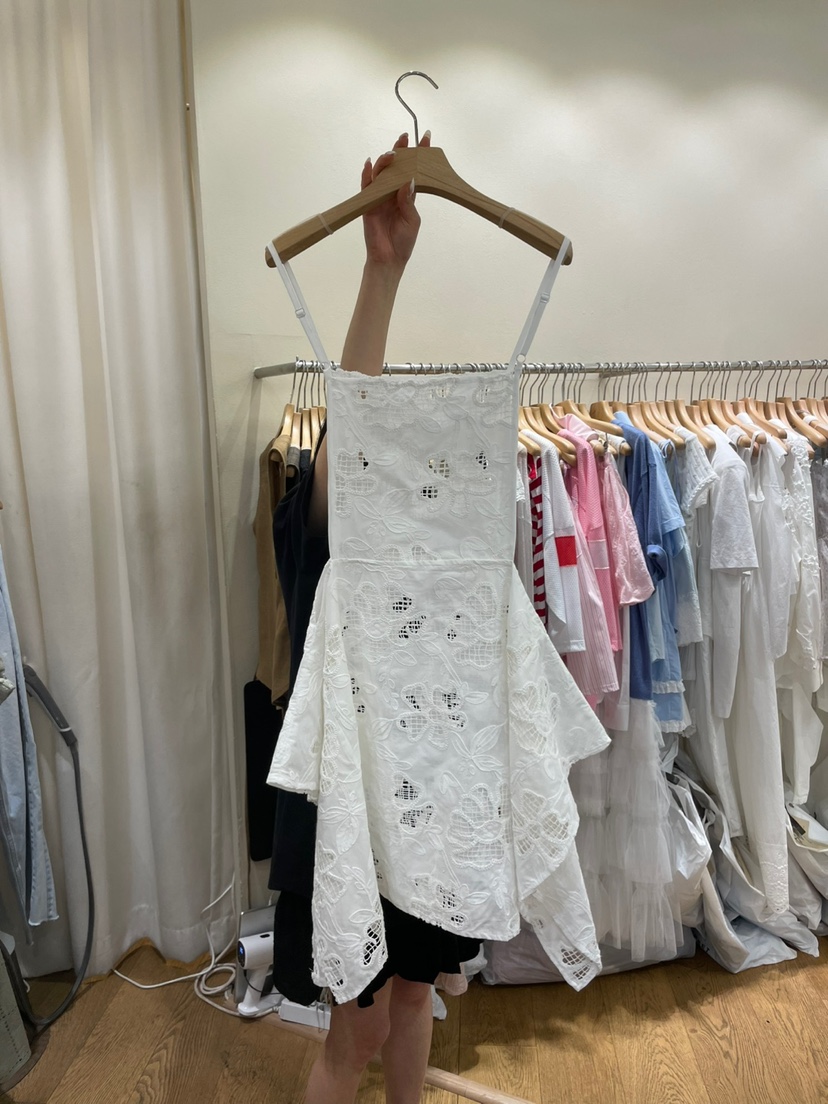 AUVERFIT東大門㊣代購女士新品熱賣人氣休閑時尚連衣裙刺繡AUVERFIT連衣裙