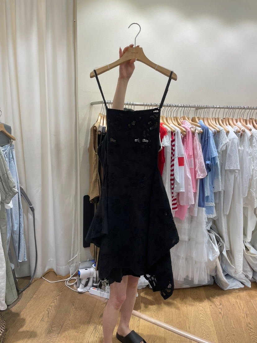 AUVERFIT東大門㊣代購女士新品熱賣人氣休閑時尚連衣裙刺繡AUVERFIT連衣裙圖色3