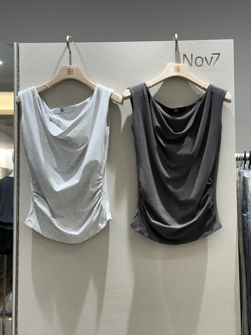 NOV7韓國代購㊣女裝新款推薦休閑職業25春夏時尚熱賣吊帶背心the ebony eyes/NOV7吊帶/背心