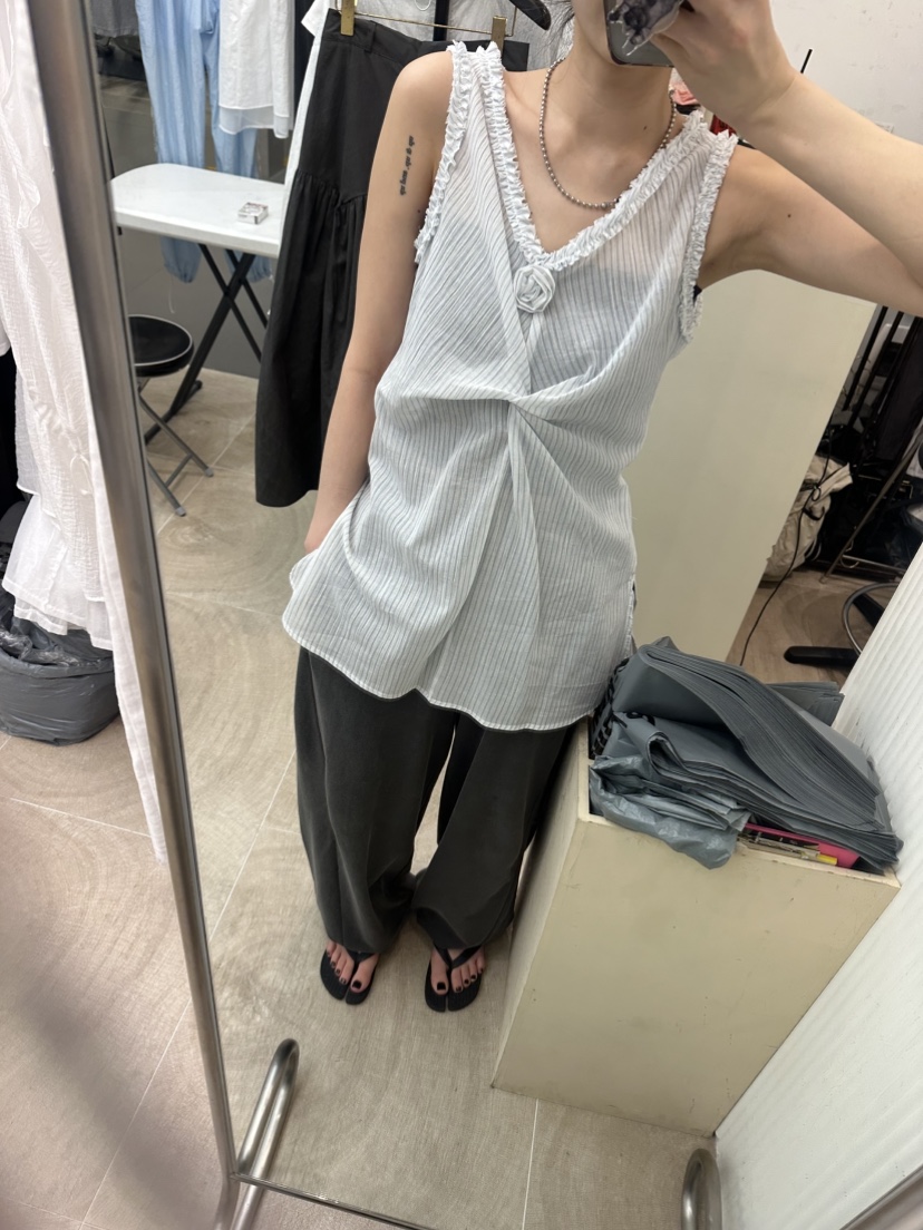BETWEEN US韓國代購㊣女裝新款真品人氣推薦25春夏吊帶背心JICJO:SEOUL吊帶/背心