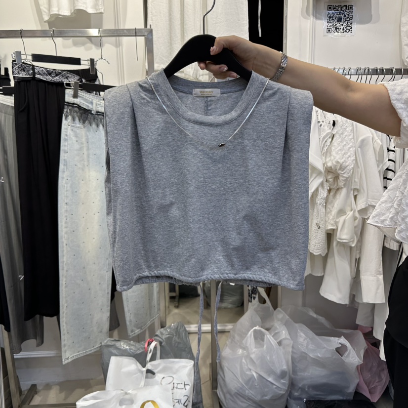 APPLE TOMATO韓國代購㊣女裝新品熱賣真品25春夏時尚吊帶背心APPLE TOMATO吊帶/背心圖色2