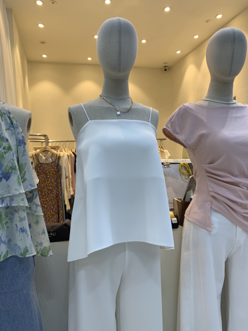 RIAH韓國代購㊣女裝新款真品時尚25春夏熱賣推薦人氣吊帶背心RIAH吊帶/背心