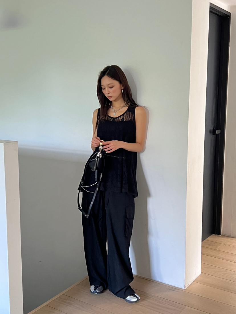 SPECIAL韓國直郵㊣女裝新品職業推薦時尚真品熱賣人氣吊帶背心SPECIAL吊帶/背心