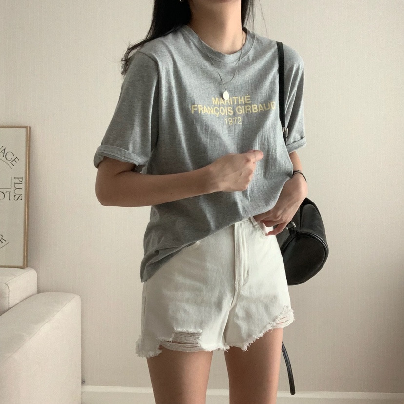 HELLO JINI東大門㊣實拍女裝新品真品人氣熱賣時尚推薦T恤HELLO JINIT恤