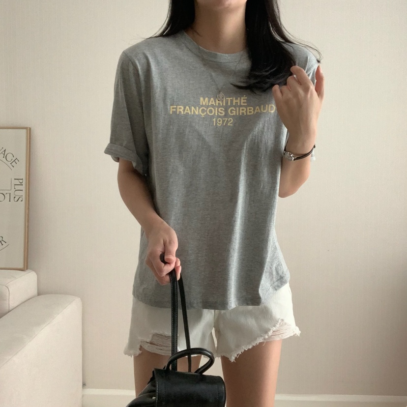 HELLO JINI東大門㊣實拍女裝新品真品人氣熱賣時尚推薦T恤HELLO JINIT恤