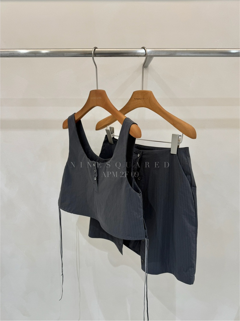 NINESQUARED東大門㊣直郵女裝新品25春夏時尚職業熱賣吊帶背心NINESQUARED吊帶/背心