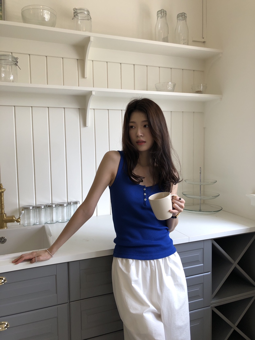 ERUME東大門㊣代購女裝新款休閑時尚職業真品熱賣推薦吊帶背心ERUME吊帶/背心