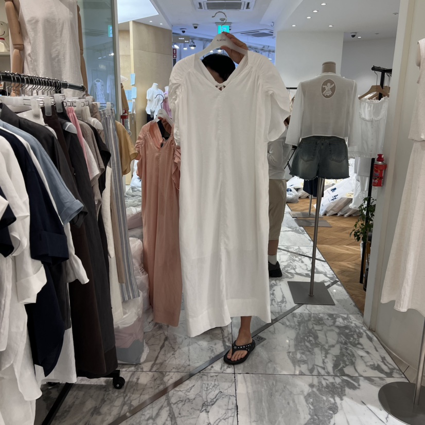 ALMOND東大門㊣直郵女裝新品休閑25春夏職業推薦時尚連衣裙ALMOND連衣裙