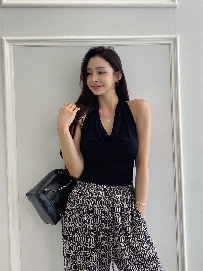 CLOTH東大門㊣實拍女裝新品熱賣推薦時尚人氣職業25春夏吊帶背心CLOTH吊帶/背心