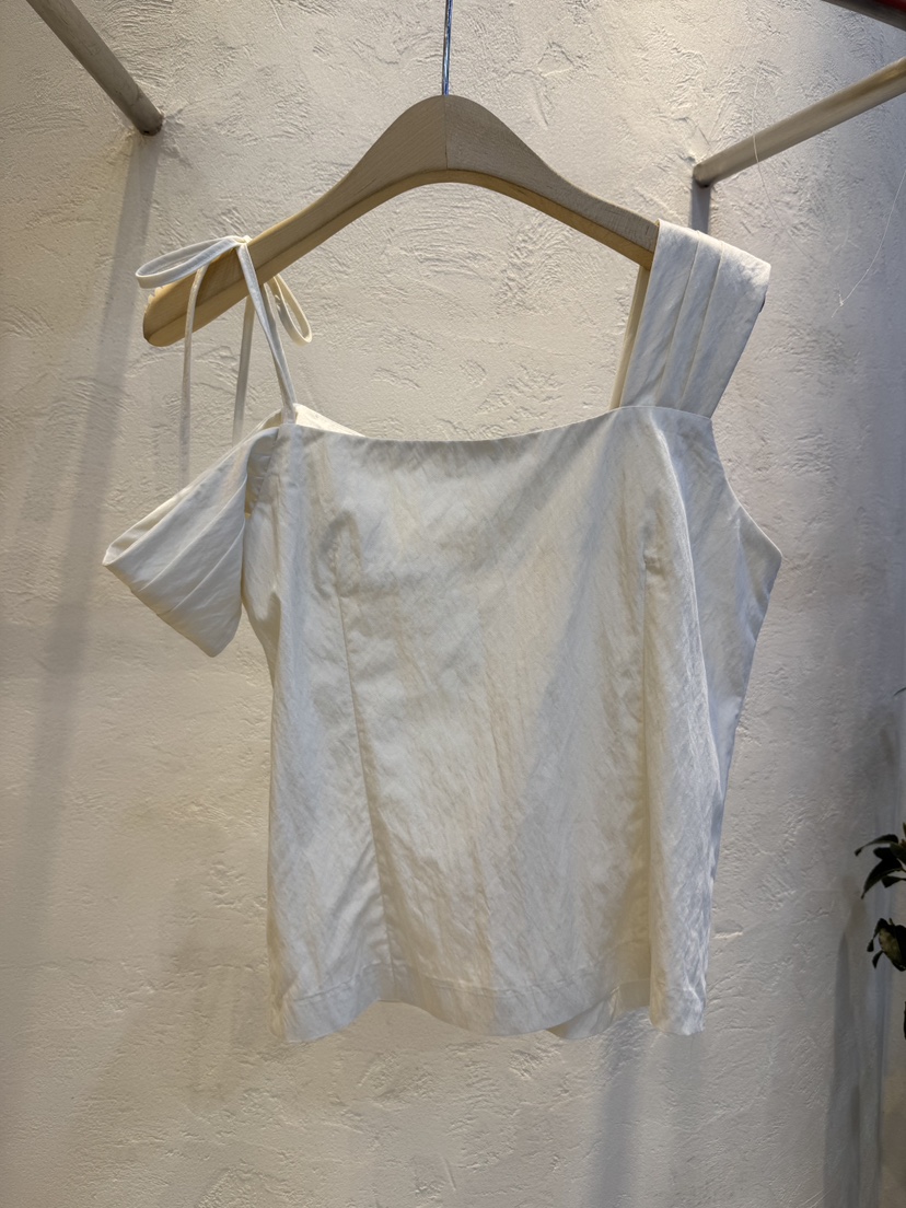 RIAH東大門㊣實拍女裝新品熱賣時尚真品人氣職業25春夏吊帶背心RIAH吊帶/背心