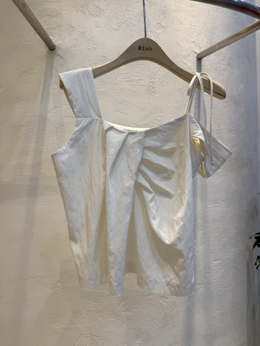 RIAH東大門㊣實拍女裝新品熱賣時尚真品人氣職業25春夏吊帶背心RIAH吊帶/背心圖色2