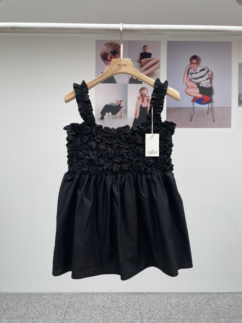MADE-P韓國代購㊣女裝新品真品熱賣推薦人氣職業時尚吊帶背心MADE-P吊帶/背心圖色3